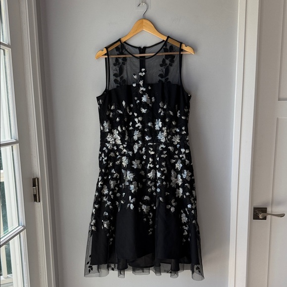 Tahari Dresses & Skirts - Tahari Size 16 Cocktail Party Dress